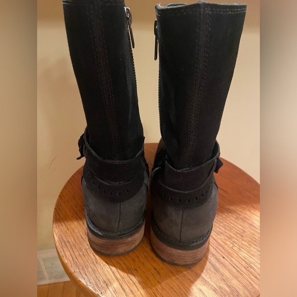 UGG Black Leather and Suede Boots - Size 8.5 EUC RARE - Picture 10 of 14